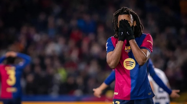 Barcelona dễ mất tất cả