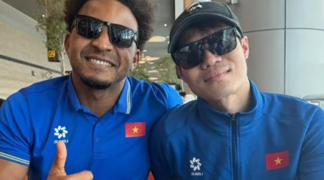 Tuyển Việt Nam về nước, sẵn sàng cho màn tái đấu với Singapore 