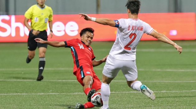 Dàn sao Singapore 'phá rào', đi chơi đêm trước đại chiến với Việt Nam