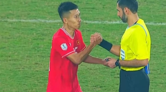 Khoảnh khắc hài hước của Doãn Ngọc Tân sau khi Việt Nam thắng Thái Lan 2-1