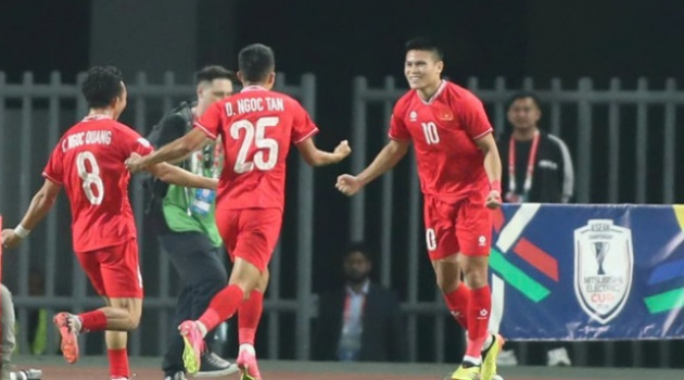 5 điểm nhấn Thái Lan 2-3 Việt Nam: Bàn thắng thiếu fairplay; Bước ngoặt thẻ đỏ
