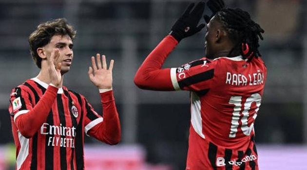 AC Milan thắng nhẹ nhàng trên đất khách; Atalanta hủy diệt Verona