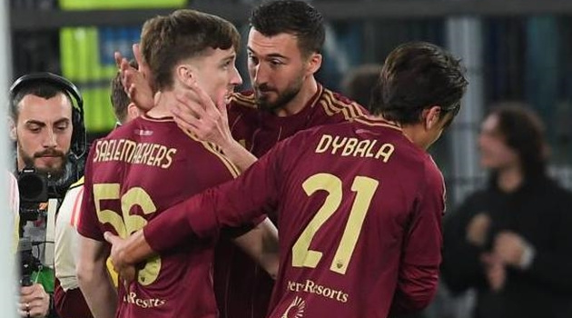 AS Roma 2-1 Como: Fabregas lực bất tòng tâm; Giallorossi nối dài mạch bất bại lên con số 11