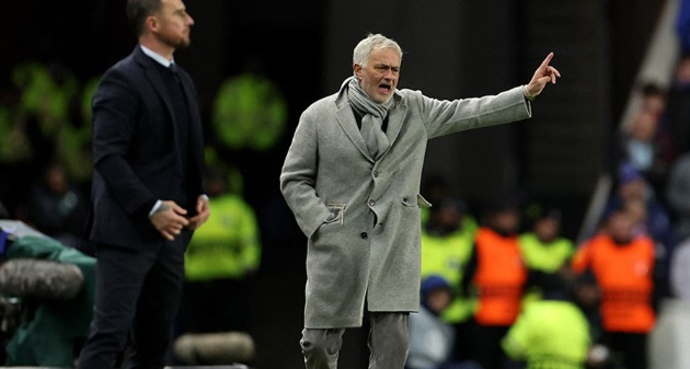 Thua cay đắng, Mourinho nói thẳng màn trình diễn của Fenerbahce 