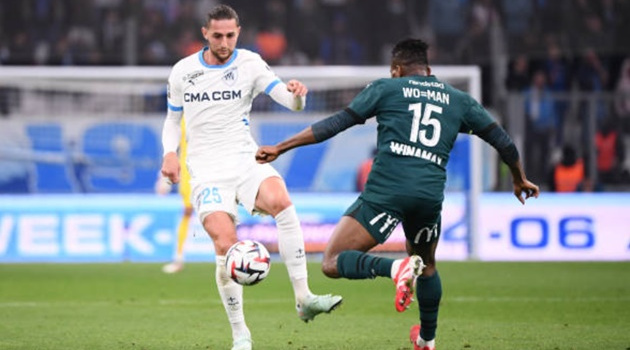 Phản ứng của Rabiot trước thái độ thù địch từ fan PSG