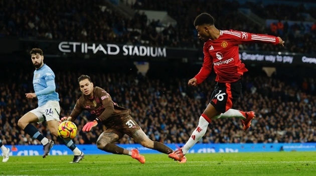 MU vừa cho Man City thấy 1 bài học đắt giá