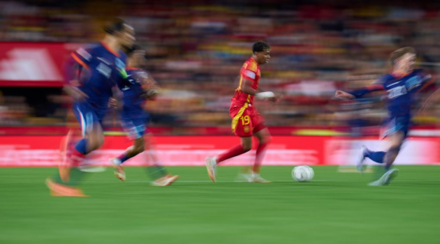 Yamal đừng nên bận tâm đến lời nói của một cựu cầu thủ đã trở nên quá béo như tôi