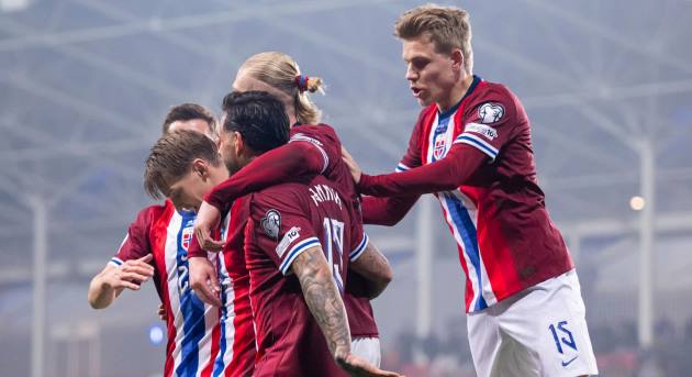  Israel 2-4 Na Uy: Haaland 'nổ súng'; Odegaard có hat-trick kiến tạo