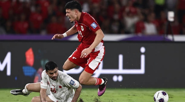 FIFA vào cuộc: Indonesia nguy cơ bị phạt nặng vì hành vi xấu xí của CĐV ở Bung Karno