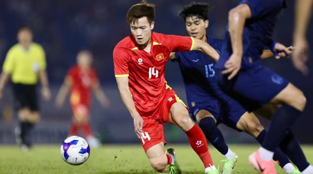 Hoàng Đức ấn định ngày đến Man City