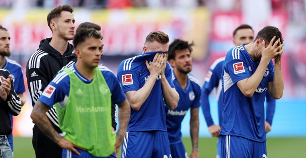 Schalke 04 có nguy cơ rơi xuống hạng 3