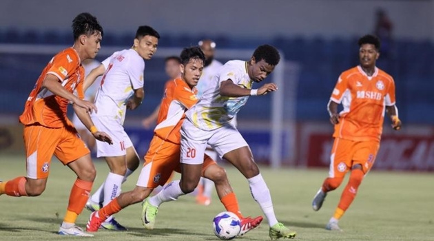 Thua Đà Nẵng, HLV Thanh Hóa đổ lỗi cho trọng tài