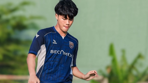 Tiến Linh im tiếng, Bình Dương tìm thấy 'viên ngọc thô' mang tên Hoài Phong