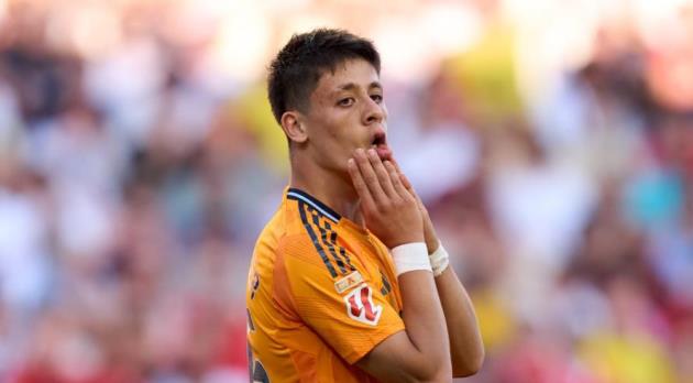 Guler được Perez và Alonso đặt niềm tin kế vị Modric