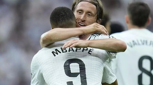 Real Madrid tính trao áo số 10 cho Mbappe thay Modric