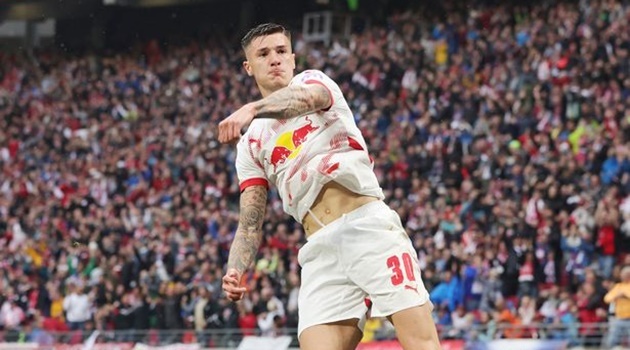 Arsenal đẩy mạnh đàm phán với Benjamin Sesko dù quan tâm Viktor Gyokeres