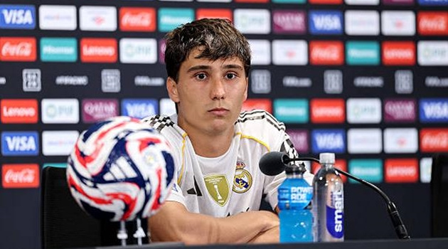 Real Madrid đã tìm ra “kế hoạch B” cho bài toán tiền đạo?