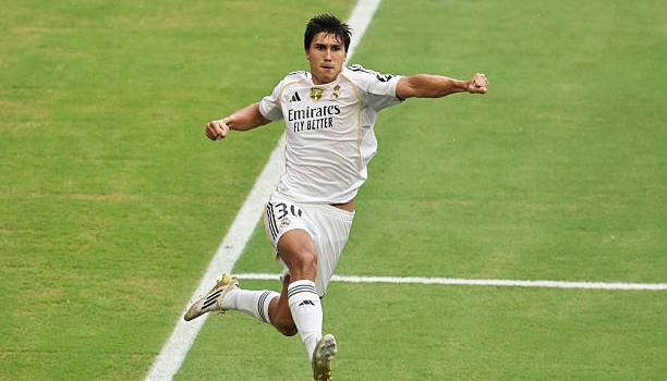 Garcia tỏa sáng, Morientes đề xuất Real gạt bỏ Endrick
