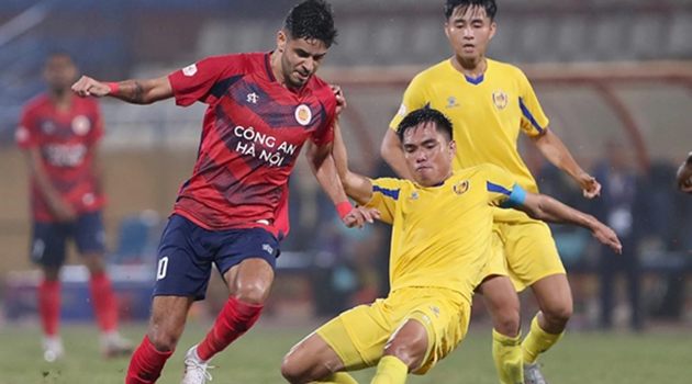 Nhà tài trợ 100 tỷ xuất hiện, giải cứu CLB Quảng Nam