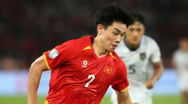 Vô địch giải U23 Đông Nam Á, Đình Bắc gửi tiền cứu trợ về Nghệ An