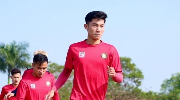 Trung vệ Nguyễn Đình Huyên gia nhập Thanh Hóa