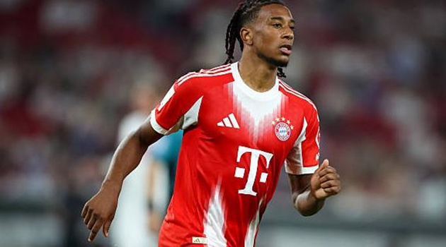 Lỗ hổng chiến thuật tại Bayern Munich có thể khiến Olise kiệt sức