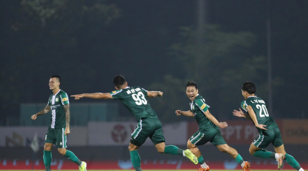 Minh Vương lập công, Đồng Nai loại Becamex TPHCM khỏi Cúp Quốc gia