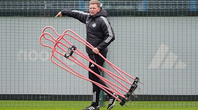 Newcastle sẽ gây khó khăn cho Barcelona với chiến thuật mới