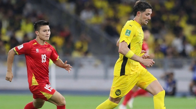 Trung vệ Malaysia Facundo Garces bị Alaves 'xóa sổ'