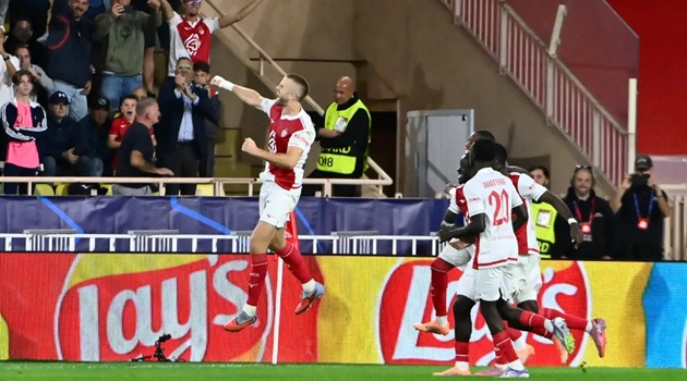 CĐV sốc khi Eric Dier gỡ hoà cho Monaco trước Man City