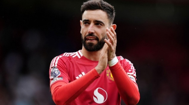 Chuyển nhượng tối 21/10: Bayern gặp rào cản lương với Bruno Fernandes; Barca nhắm Greenwood