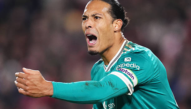 Chấm điểm Liverpool: Nỗ lực của Salah; Van Dijk mắc sai lầm