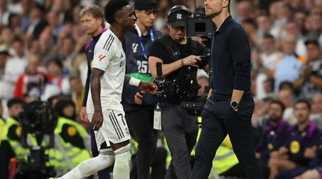 Sau vụ Vinicius – Xabi Alonso, phòng thay đồ Real yên ả trở lại