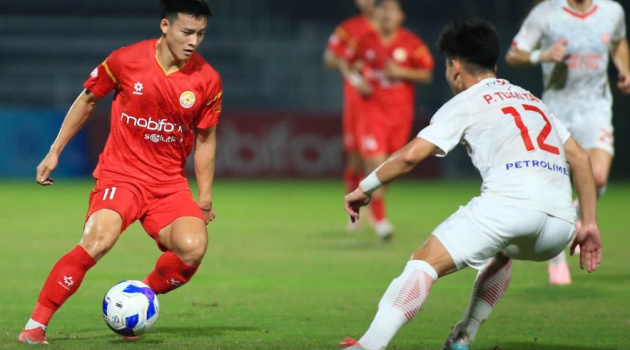 Concert của G-Dragon khiến trận đấu giữa PVF-CAND và Thể Công Viettel bị ảnh hưởng