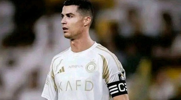 Ronaldo nhận yêu cầu đặc biệt từ Ancelotti ngày đạt mốc 1000 bàn thắng