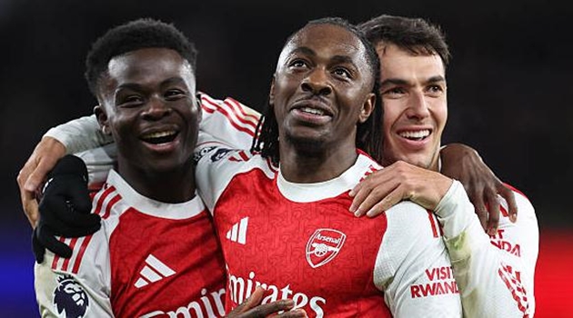 Vũ khí bí mật nghịch lý đưa Arsenal đến chức vô địch