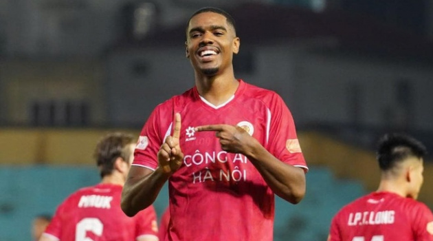 CAHN lâm nguy vì mất chân sút chủ lực trước đại chiến Beijing Guoan