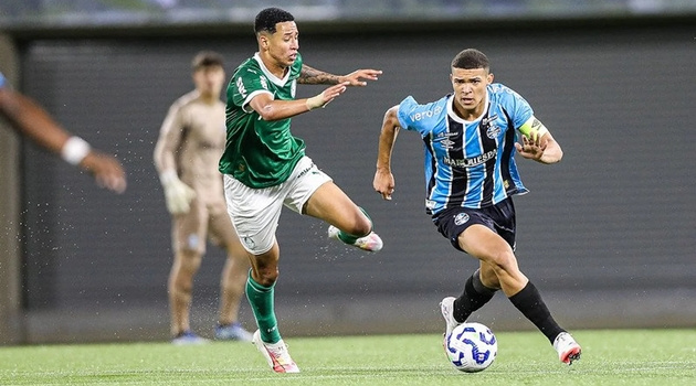 Chuyển nhượng tối 1/12: Chelsea đại chiến MU thương vụ 60 triệu; Real rộng cửa đón người cũ