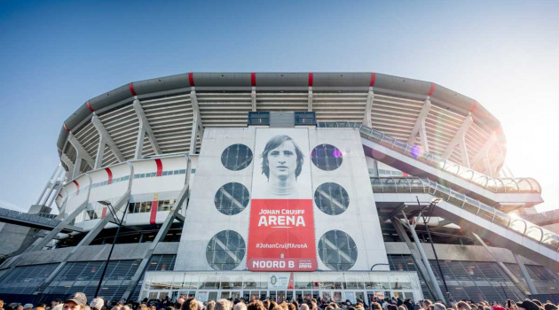 Sân vận động Johan Cruyff Arena: Thánh đường bóng đá từ giấc mơ Olympic