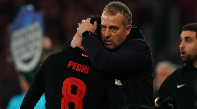 Pedri lập kỷ lục mới, Barcelona thắng Osasuna 2-0, tiếp tục dẫn đầu La Liga