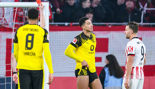 Thẻ đỏ của Jobe Bellingham khiến Dortmund đánh rơi chiến thắng