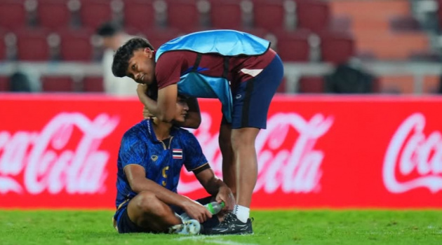 Bóng đá Thái Lan trắng tay, CĐV phẫn nộ