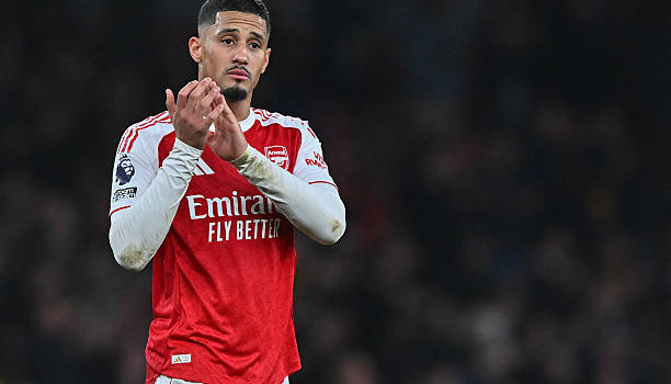 Jamie O’Hara chỉ trích trọng tài sau tình huống gây tranh cãi ở trận Everton – Arsenal