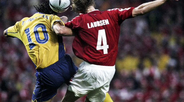 EURO 2004: Trận hòa 2-2 kinh điển khiến Cassano và cả nước Ý khóc hận