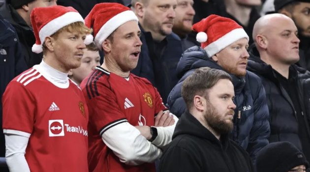 Boxing Day tại Ngoại hạng Anh: Khán giả mở hội, cầu thủ cày ải