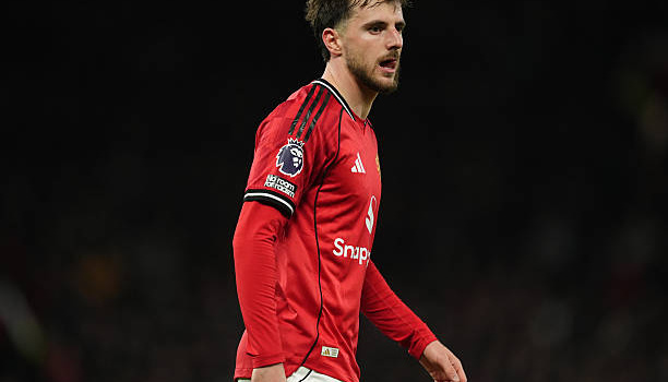 Amorim xác nhận chấn thương của Mount sau trận thắng Newcastle