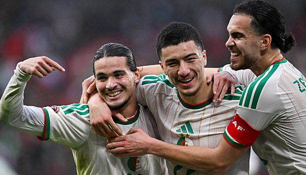 Thay 9 vị trí, Algeria vẫn hạ Guinea Xích đạo 3-1