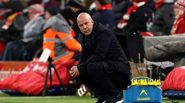 Slot ngại xoay tua vì ghế dự bị Liverpool quá trẻ