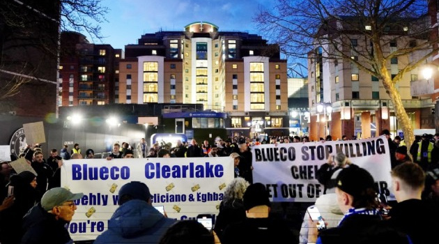 CĐV Chelsea nổi giận, sắp biểu tình phản đối giới chủ Mỹ