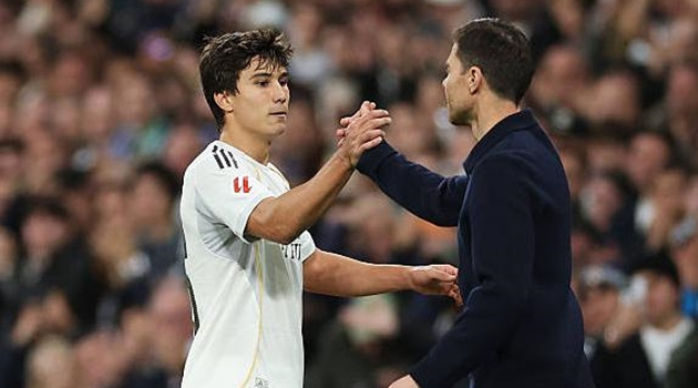 Sao trẻ Real không áp lực khi thế vai Mbappe